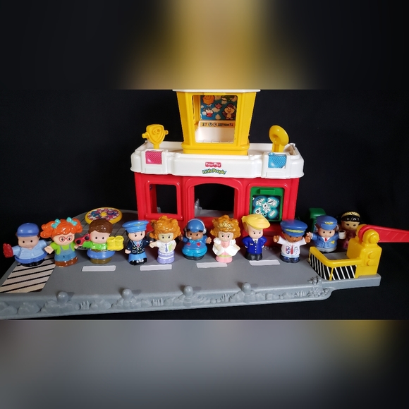 FISHER-PRICE Little People Airport Playset - Picture 5 of 5